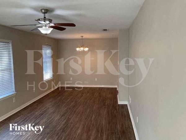 Building Photo - 1607 Coleman St