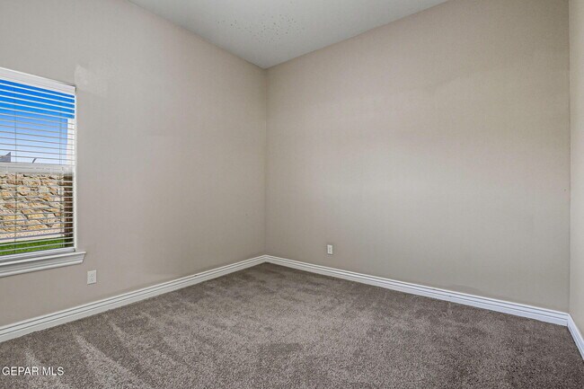 Building Photo - 3380 David Palacio Dr