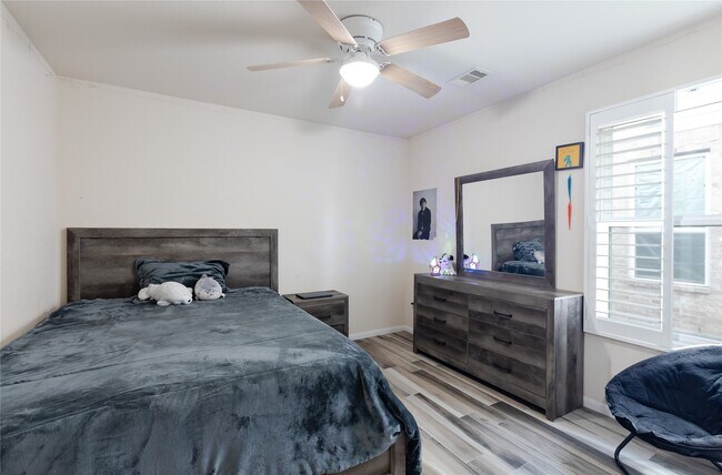 Building Photo - 15007 Miller Meadows Ln