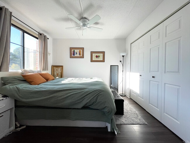 Bedroom - 100 Ledgewood Dr