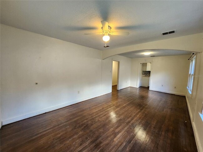 Building Photo - 1810 SE 47 Terrace