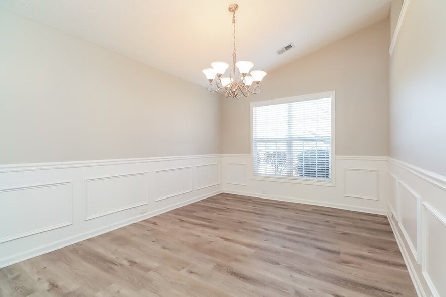 Building Photo - 1016 Harbor View Ln