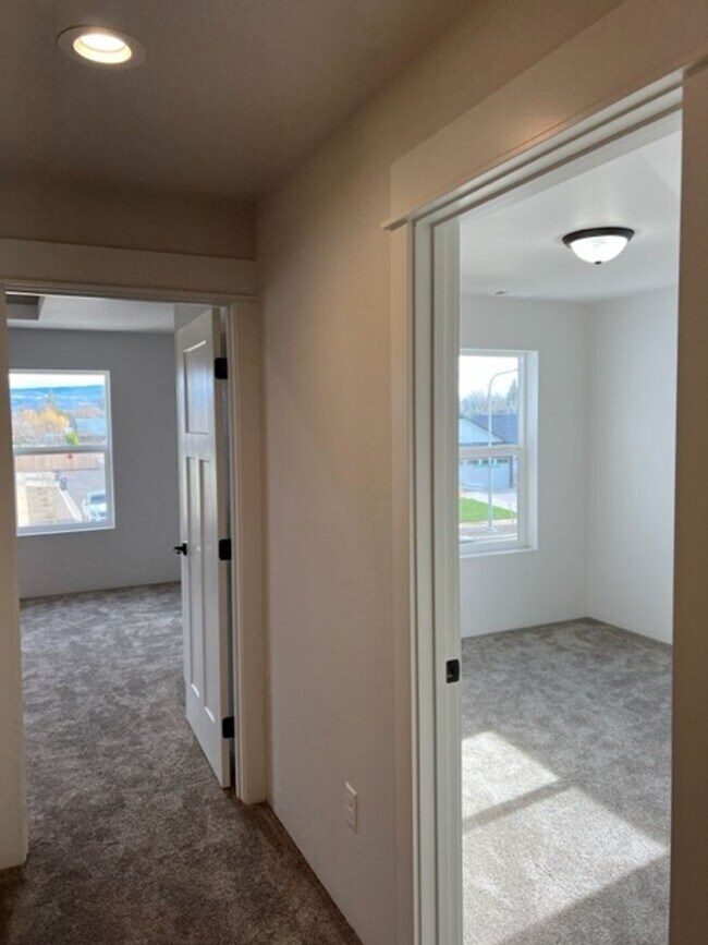 Building Photo - ALMOST NEW CONSTRUCTION/ 4 BEDROOM IN NEWER UPCOMING NEIGHBORHOOD