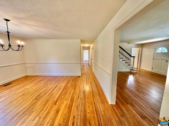 Building Photo - 2278 Hansens Mountain Rd