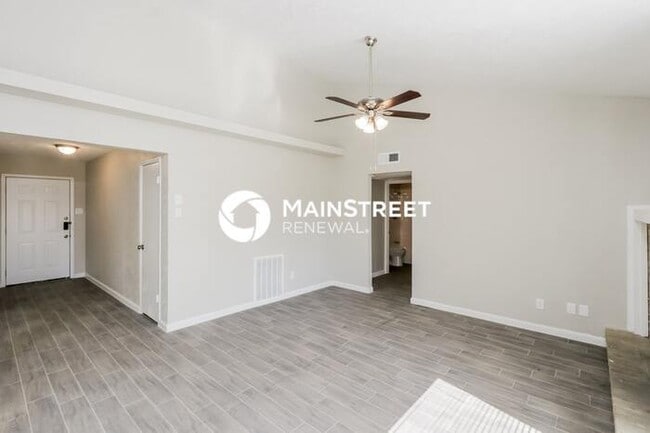 Building Photo - 3 Bedroom Pet-Friendly Home in MESQUITE, T...