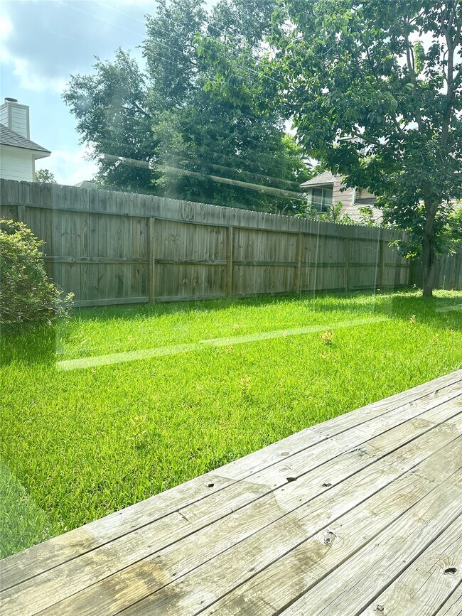 Building Photo - 14702 Rancho Vista Dr