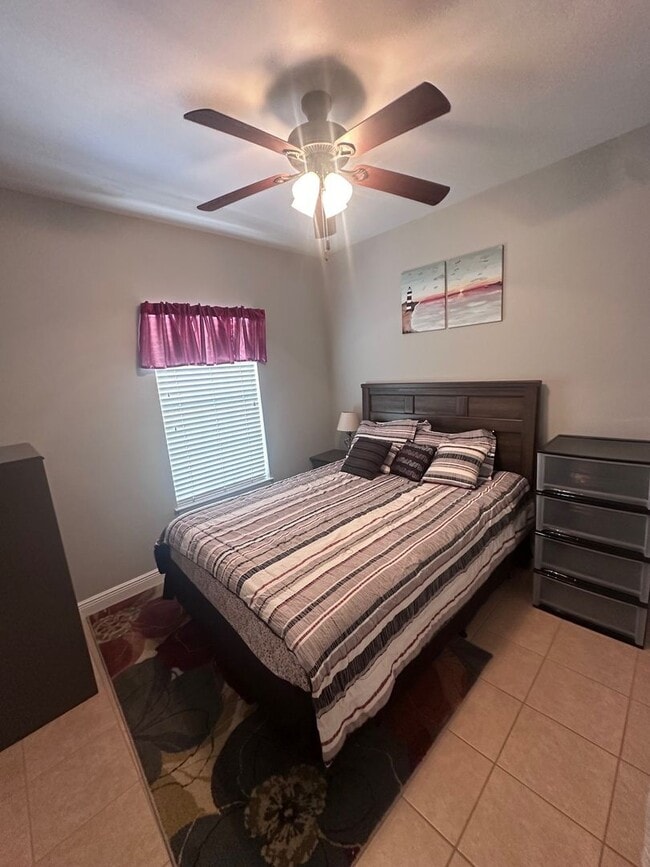 Building Photo - Fully Furnished Turnkey Condo in Sweetwater Bay at Sterling Oaks- Annual or Short Term