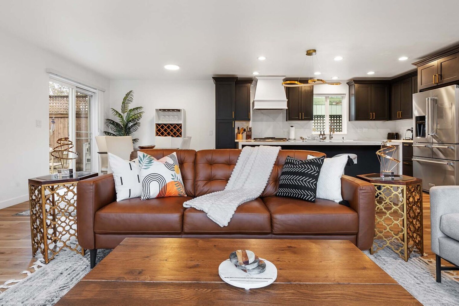 Building Photo - 705 24th Ave