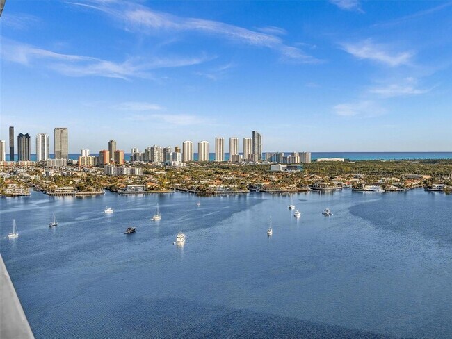 Building Photo - 17301 Biscayne Blvd