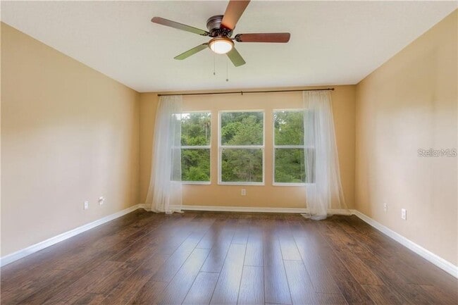 Building Photo - 512 Penny Royal Pl