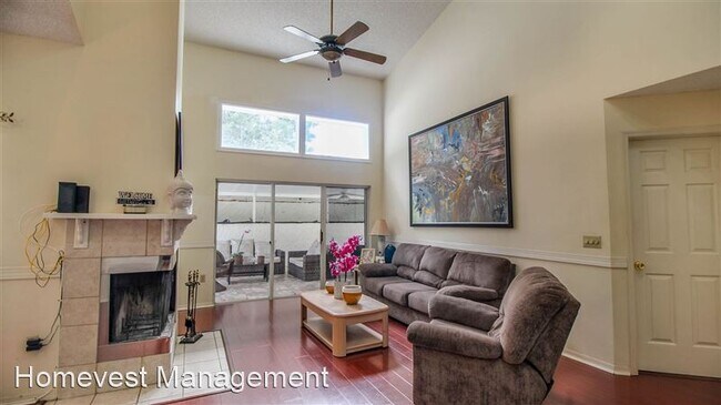 Building Photo - 913 Red Dandy Dr