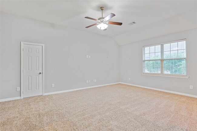 Building Photo - 5919 Solara Ledge Ln