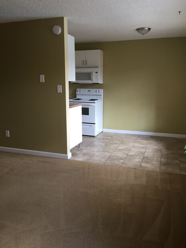 Building Photo - One Bedroom in Wimbledon!