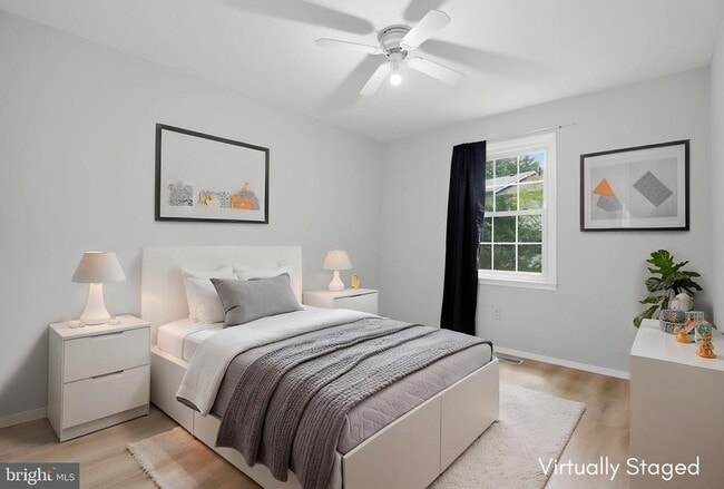 Building Photo - 7739 Tiverton Dr