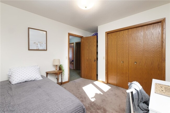 Building Photo - 5162 Johnnycake NE Rdg