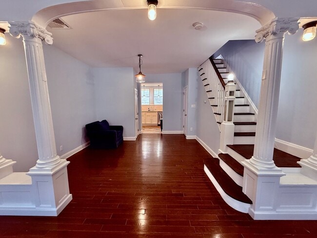 Building Photo - 2+ BED/1.5 BA Solid HOUSE in great East Passyunk/LOMO location w/ Central AC-HARDWOOD Flooring-WA...