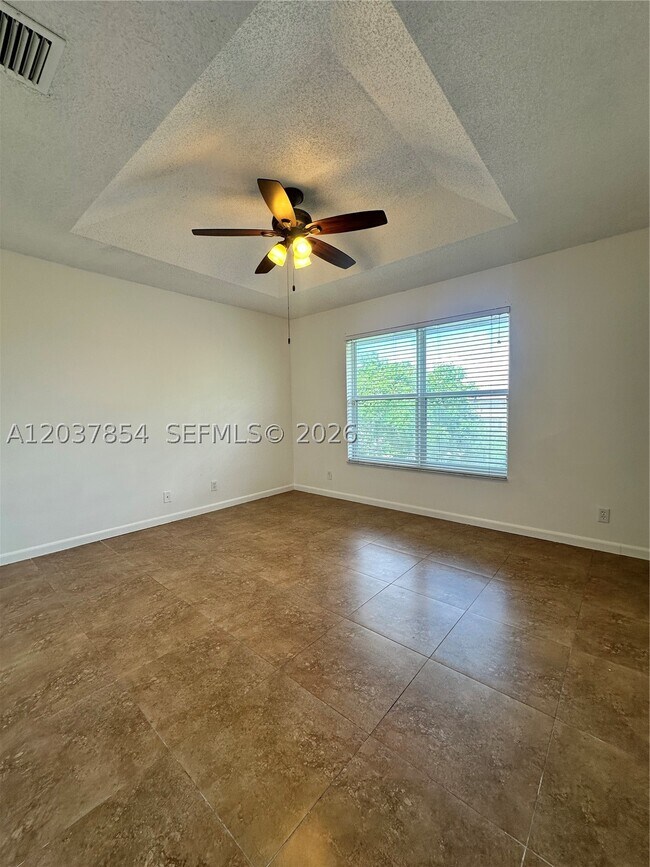 Building Photo - 5541 NW 90th Ave