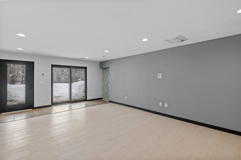Building Photo - 550 Texas Hill Rd