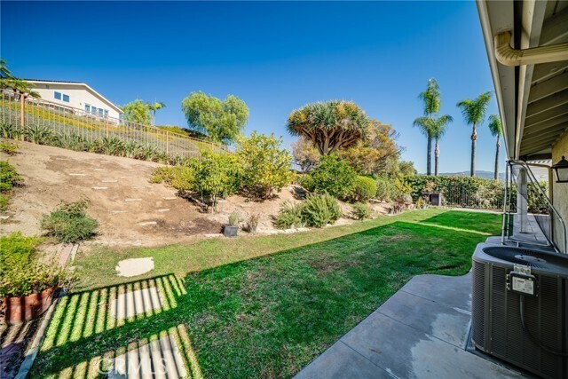 Building Photo - 5500 Vía Dianza