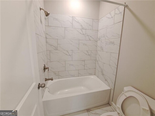 Building Photo - 637 Stan Hope Ln