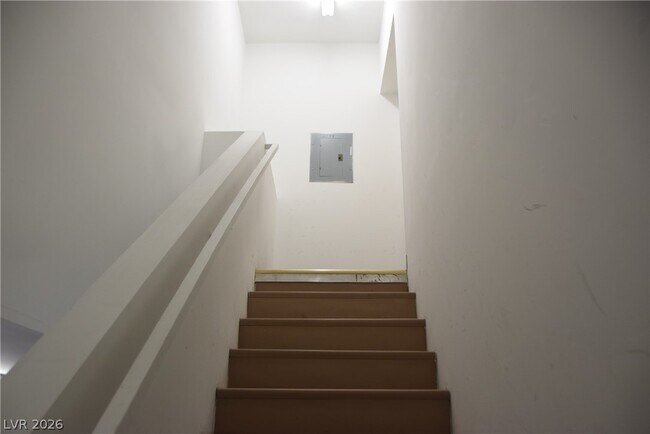 Building Photo - 5250 S Rainbow Blvd
