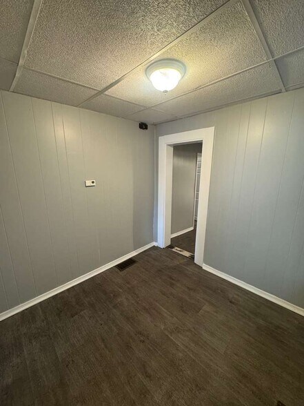 Building Photo - 522 2nd St