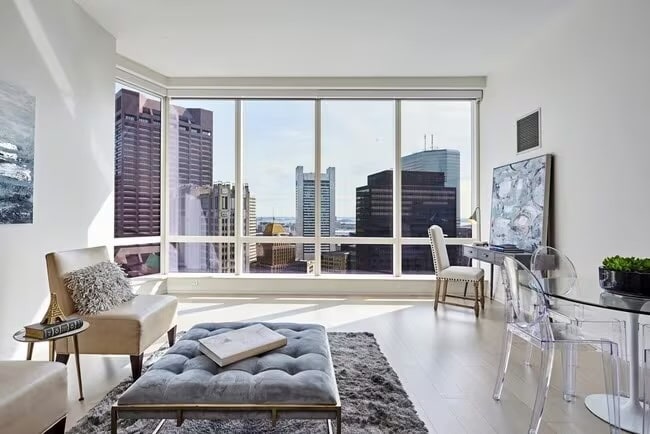 Building Photo - 355 Congress St