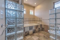 Building Photo - Pet Friendly, 4 bed, 3 bath, Gorgeous Home...