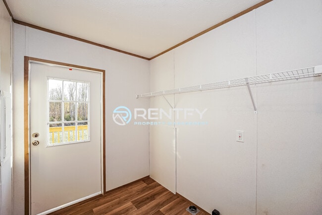 Building Photo - 174 Trivette Rd