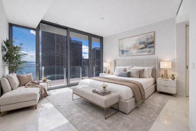 Building Photo - 300 Biscayne Blvd Way