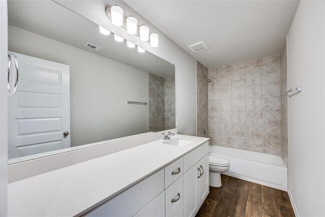 Building Photo - 2617 Paragon Fox Dr