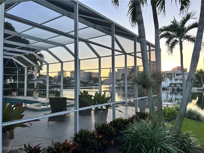 Building Photo - 4459 Crayton Rd