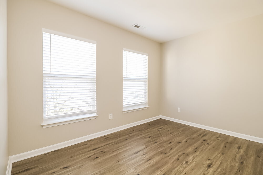 Building Photo - 1650 Southcross St