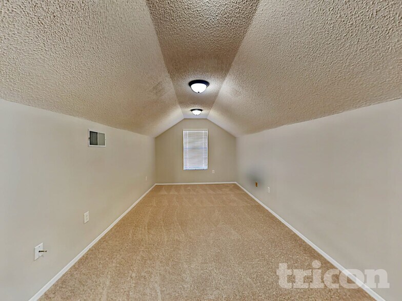 Building Photo - 10418 Glassborough Dr