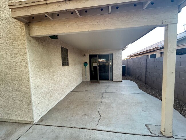 Building Photo - 11438 W Virginia Ave
