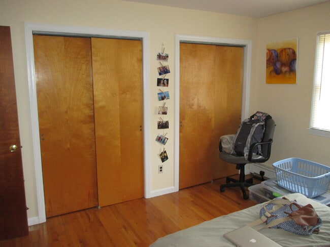 Building Photo - 14 Westview Ave