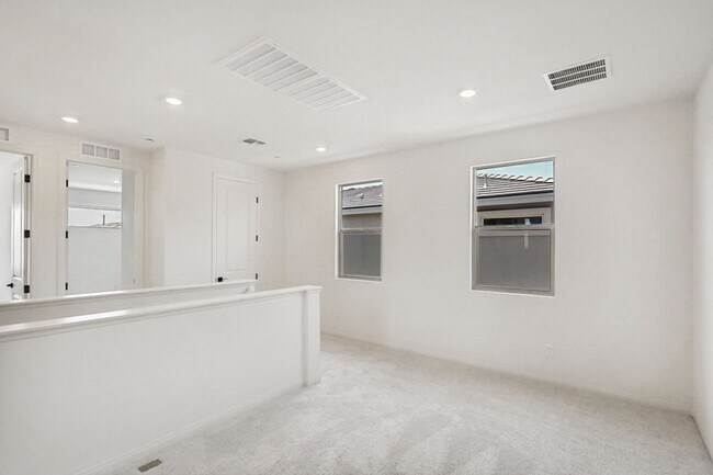 Building Photo - 3 Bedroom West Summerlin Beauty