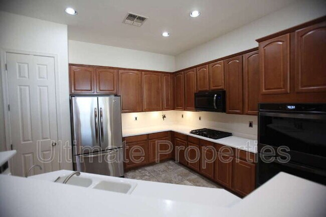 Building Photo - 26134 N Desert Mesa Dr