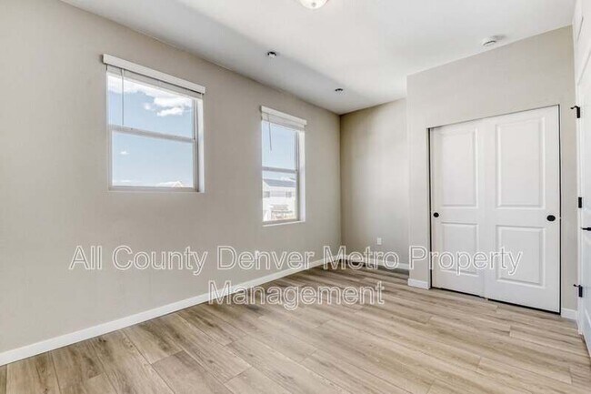 Building Photo - 15312 W 69th Dr
