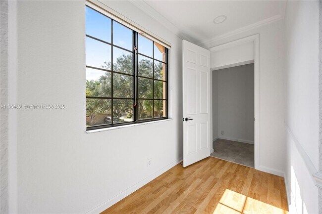 Building Photo - 2790 Center Ct Dr