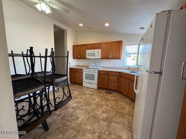 Building Photo - 2166 Camellia Dr