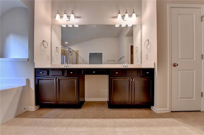 Building Photo - 3459 Flamingo Ln