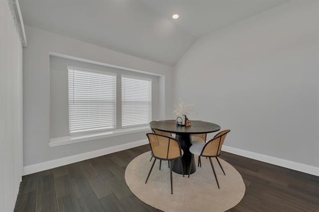 Building Photo - 3141 Golden Sunset Ct