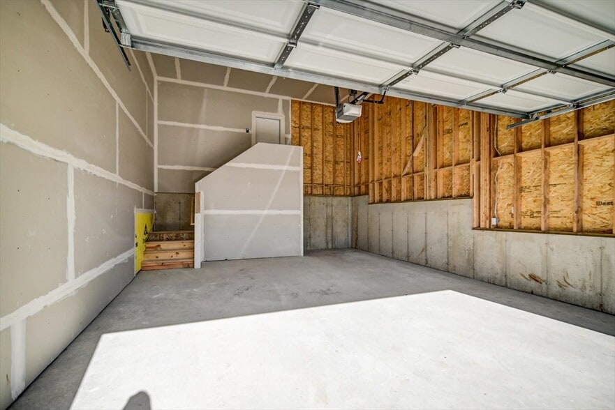 Building Photo - 4831 Suelo Rd