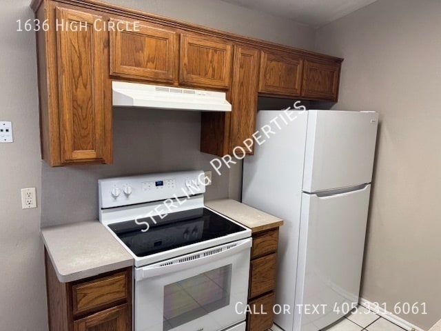 Building Photo - 1636 High Cir