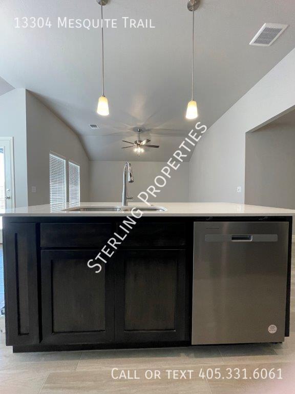 Building Photo - 13304 Mesquite Trl