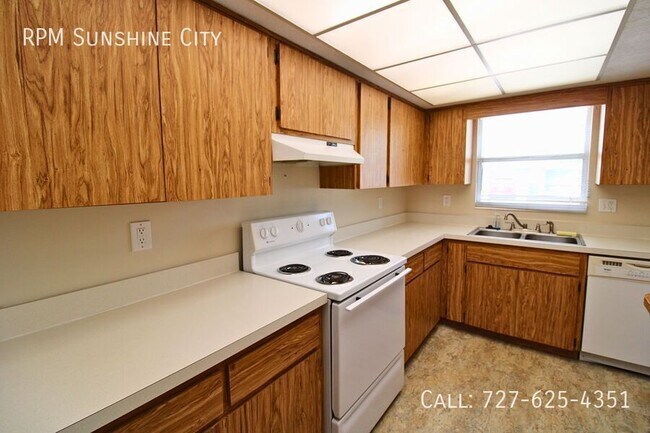 Building Photo - 204 Jody Ct