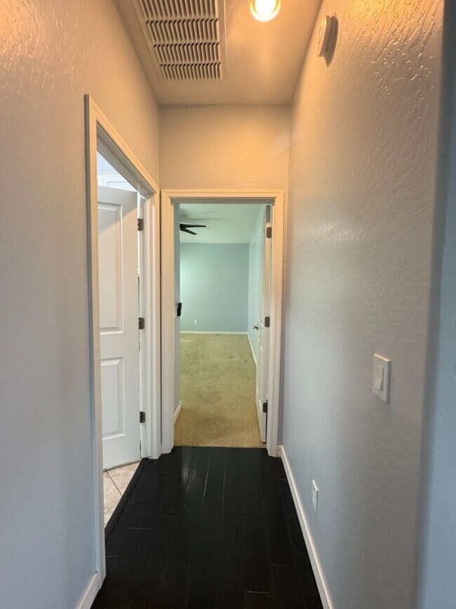Building Photo - COMING SOON! LYONS GATE 5 BDRM + LOFT W CO...