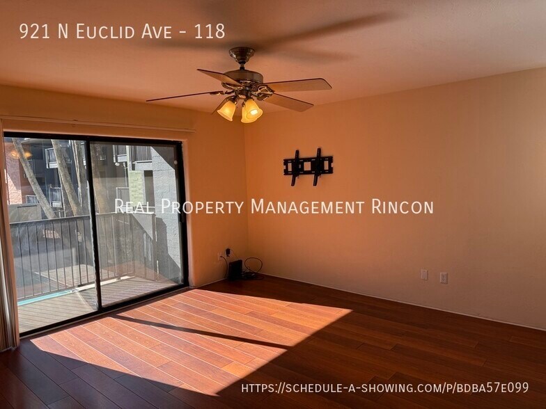Building Photo - 921 N Euclid Ave