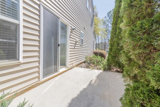 Building Photo - 18457 Streamline Ct